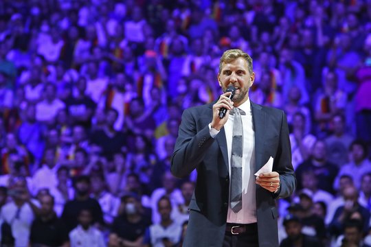 Dirkas Nowitzkis Europos čempionato finale nepasirodys: svarbesnis buvo tenisas