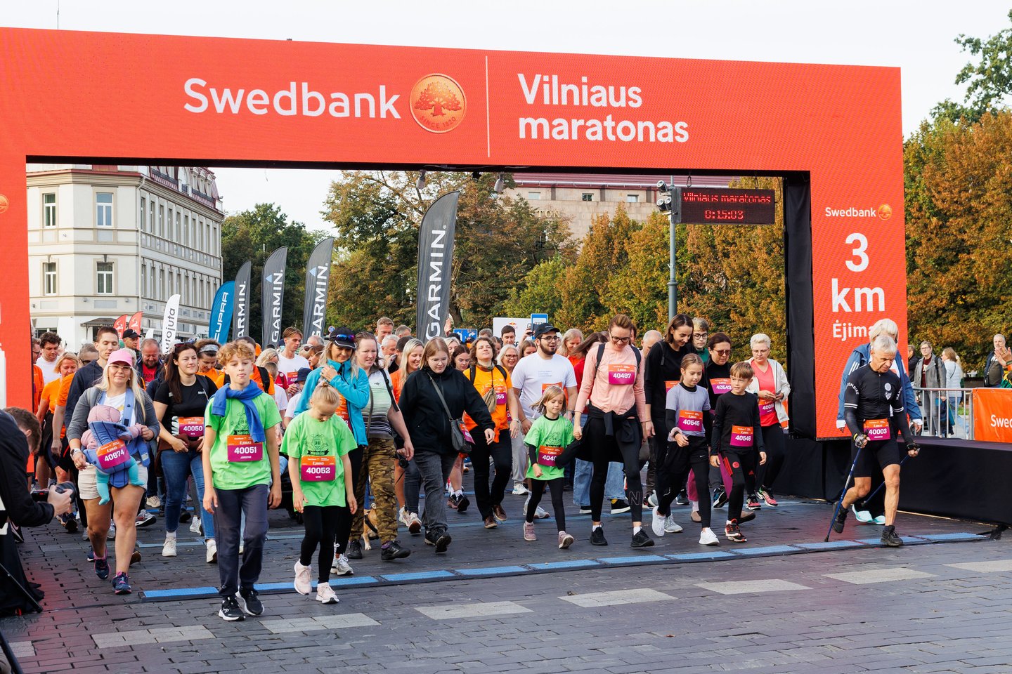„Swedbank Vilniaus maratono“ akimirkos. Naujiena renginyje – „Swedbank“ inicijuotas 3 km ėjimas<br> T.Bauro nuotr.