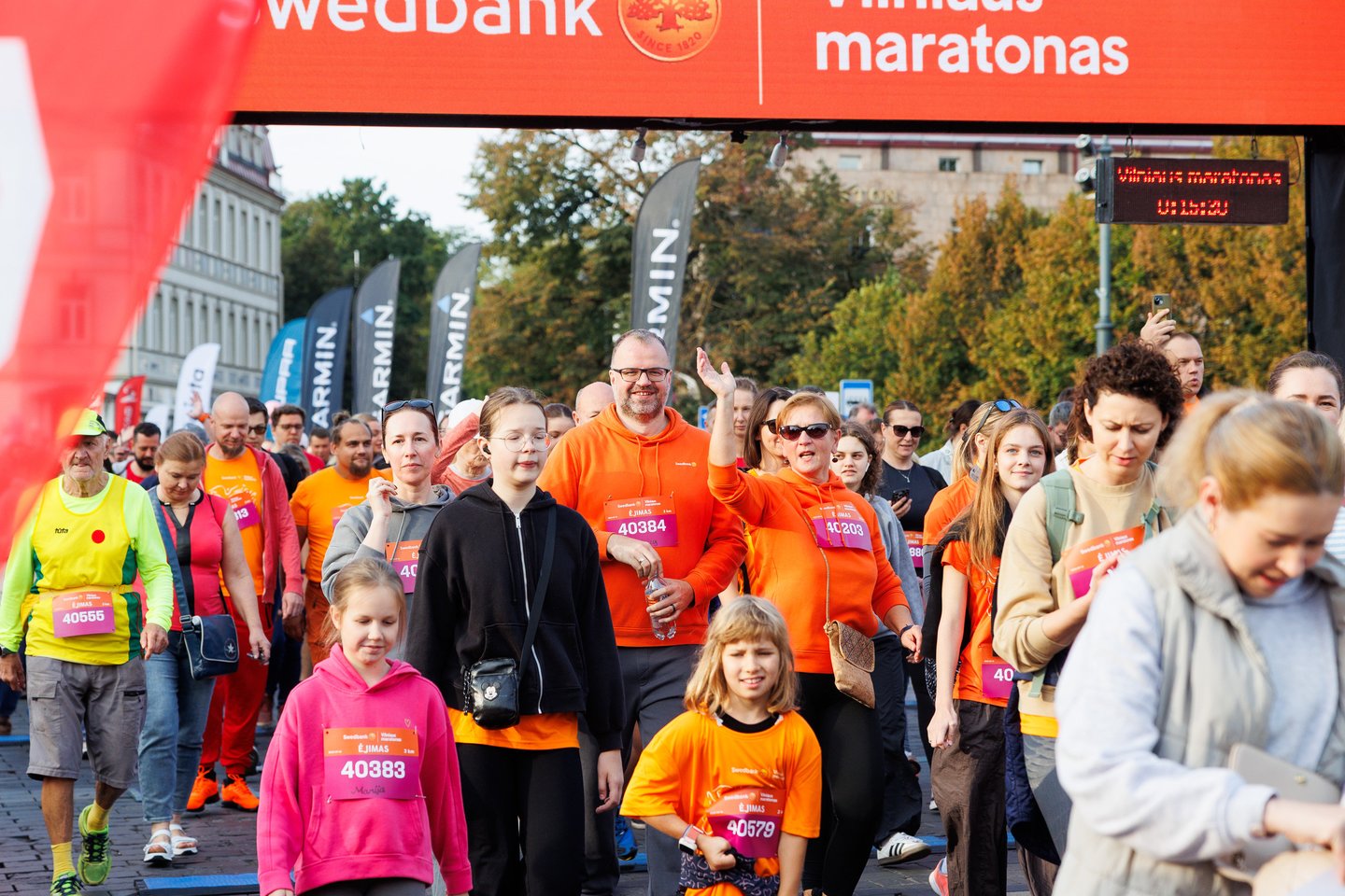 „Swedbank Vilniaus maratono“ akimirkos. Naujiena renginyje – „Swedbank“ inicijuotas 3 km ėjimas<br> T.Bauro nuotr.