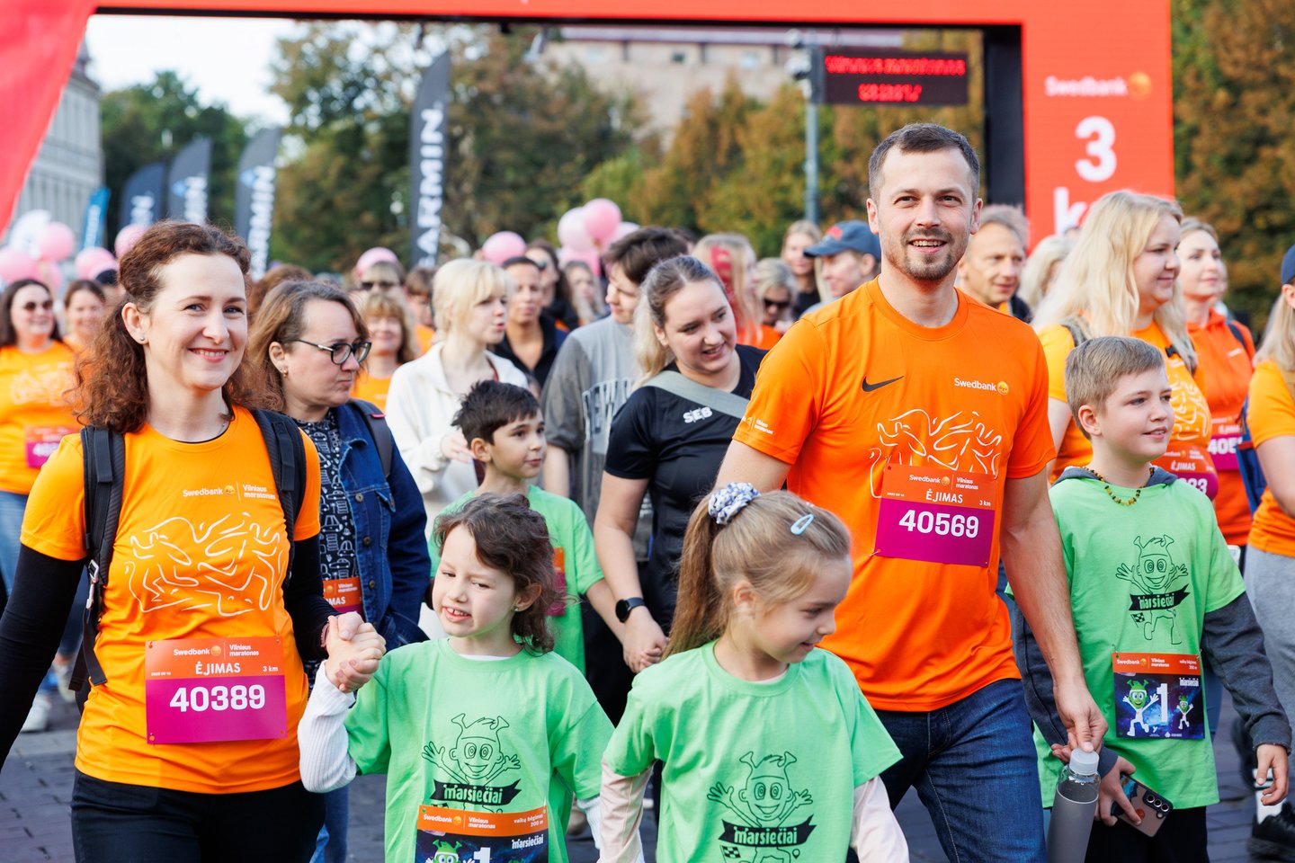 „Swedbank Vilniaus maratono“ akimirkos. Naujiena renginyje – „Swedbank“ inicijuotas 3 km ėjimas<br> T.Bauro nuotr.