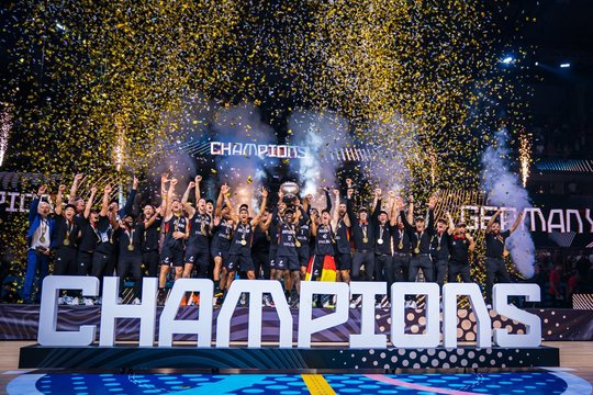 Įspūdingas Europos čempionato finalas: įveikę turkus vokiečiai pasipuošė auksu