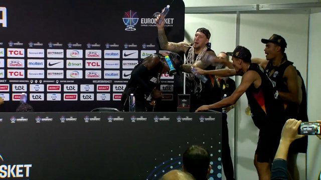 Europos čempionatas – dviguba šventė D. Schroederiui: užfiksavo, kaip pasveikino su gimimo diena