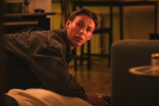 Pagrindinį vaidmenį „Aktyviste“ sukūręs R. Petraitis: „Būti savimi gali tik panėręs po vandeniu arba miegodamas“