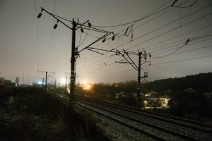 Baltijos šalys sutarė dėl 1,7 mlrd. eurų vertės „Rail Baltica“ vėžės elektrifikavimo