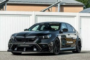 Išleistas galingiausias BMW sedanas: daugiau nei 900 AG ir „agresyvi“ konstrukcija