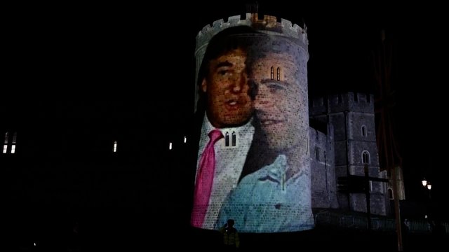 Į JK atvykusiam D. Trumpui – akibrokštas: ant Vindzoro pilies sienų patalpino jo ir J. Epsteino projekciją