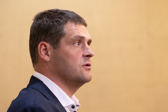 R. Žemaitaitis sureagavo dėl plano išeiti iš valdančiosios koalicijos: vietą galime užleisti