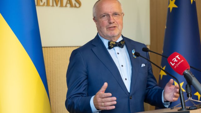 J. Olekas išlieka pozityvus ir valdančiosios koalicijos dar nelaidoja: užsiminė apie konkrečią datą