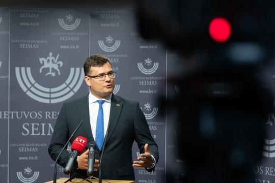 L. Kasčiūnas svarsto, ar braziliškų lėktuvų pirkimas yra tikrai reikalingas: siūlo kita išeitį