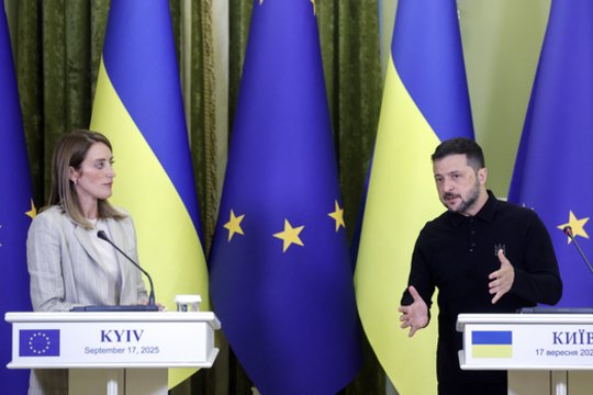 „Rusija neturi jėgų naujiems puolimams“: V. Zelenskis prabilo apie didelius Maskvos nuostolius