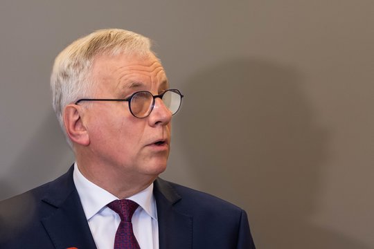 R. Šadžius: leidę laisviau pasitraukti iš pensijų fondų, turime skatinti ir investavimo kultūrą