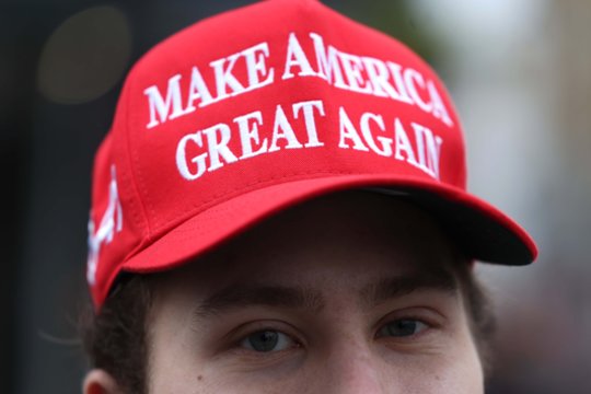 JAV demokratai sako teiksiantys įstatymo projektą dėl žodžio laisvės apsaugos