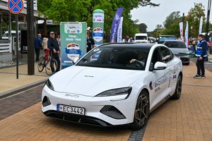 Elektromobiliai Lietuvoje: auganti rinka ir didėjanti elektrinio transporto įvairovė