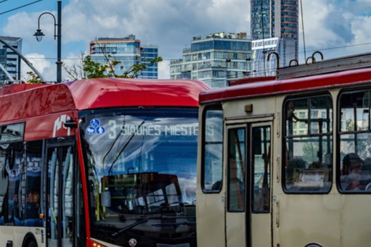 Jei įsigijote pigesnių Vilniaus viešojo transporto bilietų – paskubėkite: skelbia, kada jie nebegalios