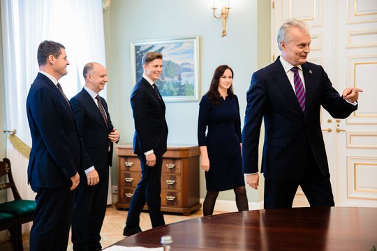 Prezidentūra lauks ir „aušriečių“ kandidatų į ministrus: atmetimas dėl partijos neatitiktų Konstitucijos dvasios