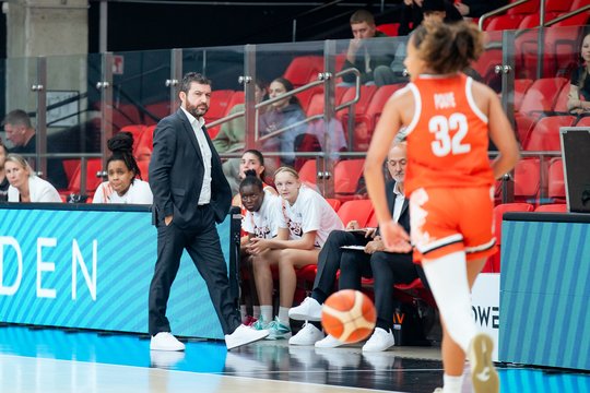 „Kibirkšties“ varžovės prieš mačą Vilniuje susidūrė su problemomis: „Turime užsičiaupti ir vykti namo“