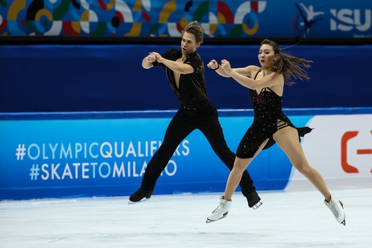 Lietuva turės dailiojo čiuožimo porą olimpiadoje – S. Ambrulevičius ir A. Reed iškovojo kelialapį