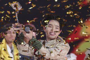 Rusija surengė „Intervizijos“ dainų konkursą, kurio nugalėtoju tapo Vietnamo atlikėjas Duc Phucas