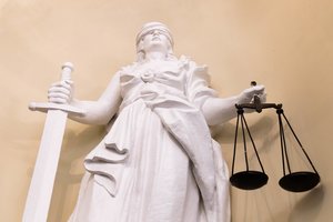 G. Nausėdos patarėjas: mediacijos procesas „čekiukų“ bylose nebūtų taikomas