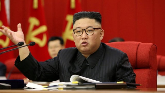 Šiaurės Korėja yra pasirengusi sėsti prie derybų stalo su JAV: įvardijo, kokia sąlyga