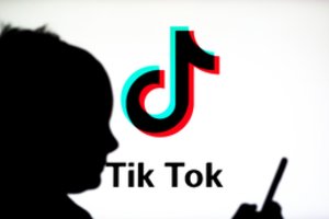 D. Trumpas: investicijos į „TikTok“ veiklą JAV sudomino žiniasklaidos magnatą