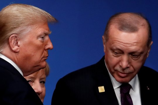 Prieš R. Erdogano susitikimą su D. Trumpu – netikėta Turkijos reakcija