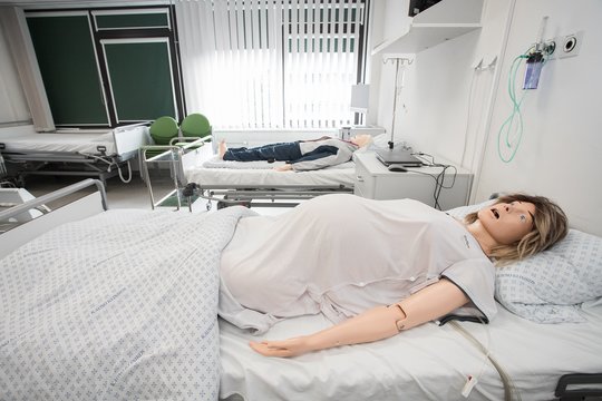 Mokytis be rizikos pacientui medikams padeda modernios simuliacijos