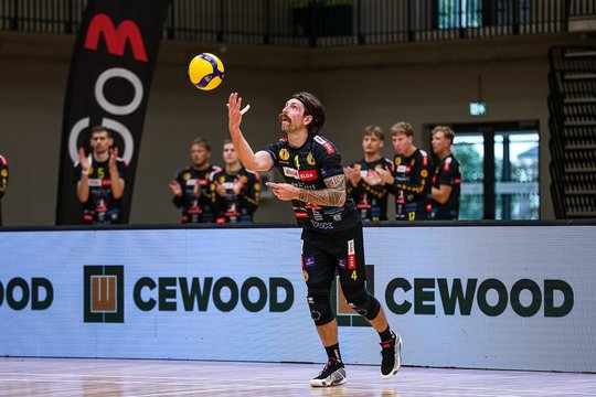 „Elgos-Grafaitės-S-Sporto“ tinklininkai iškovojo Baltijos Supertaurės turnyro bronzą