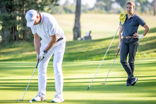 LTOK prezidentės golfo taures iškovojo K. Pacauskas ir S. Jarašūnaitė