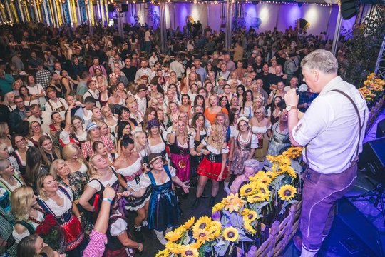 Kasmetine tradicija tapusiame Kauno „Oktoberfeste“ – Bavarijos princas Luitpoldas ir rekordinis skaičius dalyvių