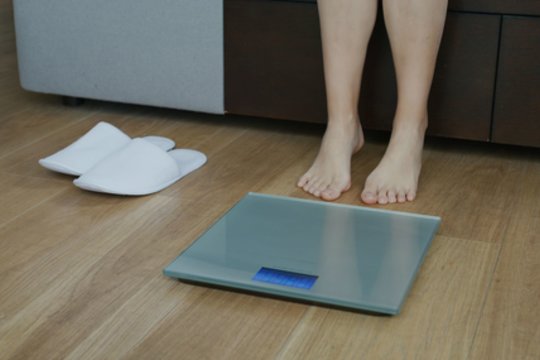 Įkliuvo neįtikėtinu būdu: vyro neištikimybę išdavė šeimos svarstyklės