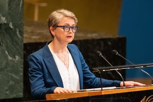 Po D. Trumpo pareiškimo apie Rusijos lėktuvų numušimą – Jungtinės Karalystės reakcija