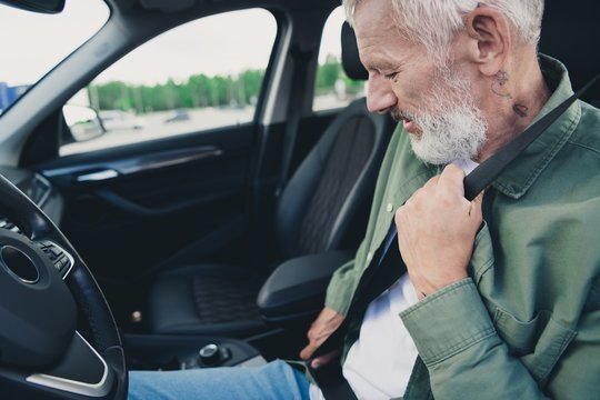 Tragiška avarija įžiebė diskusijas: išdėstė, kada pagyvenusiems žmonėms metas persėsti į keleivio vietą