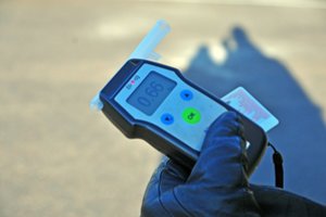 Kalvarijos ugniagesys į darbą važiavo girtas – pričiuptas vairuojant