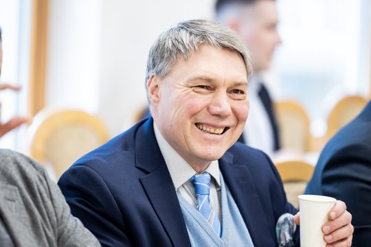 Seimas nepriėmė sprendimo dėl „aušriečio“ S. Bucevičiaus imuniteto panaikinimo: padaryta pertrauka