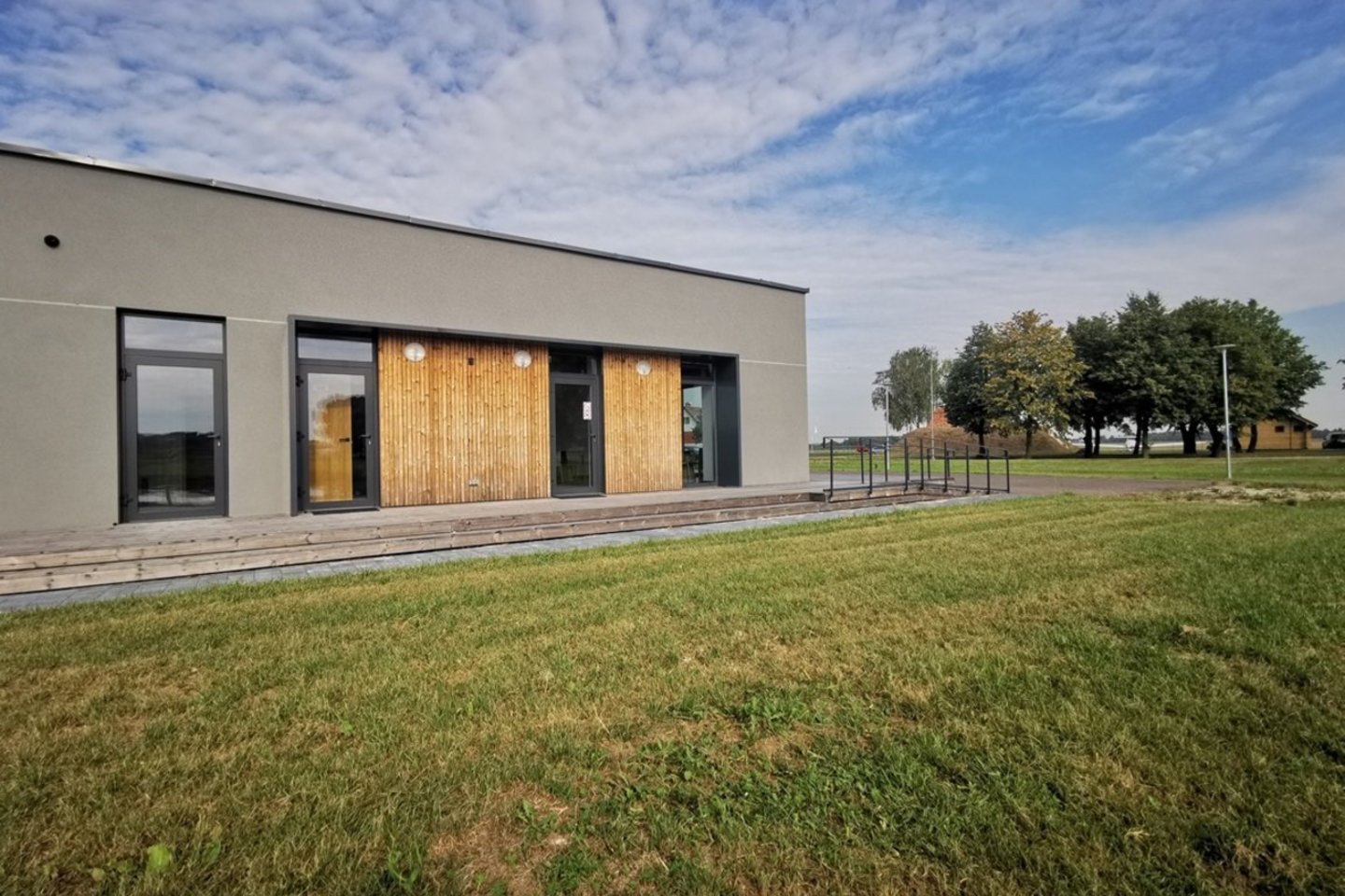 S. Dariaus ir S. Girėno aerodrome organizuojamos ne tik aviacijos šventės, bet ir verslo renginiai.