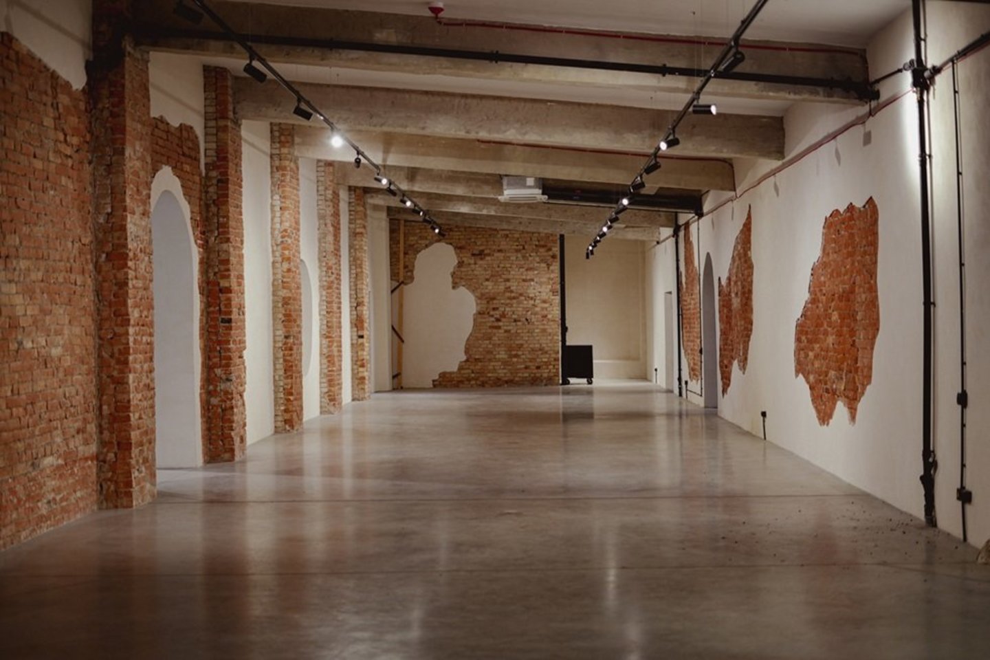 „Drobės fabrikas“ – analogų Lietuvoje neturinti erdvė, autentikos ir charakterio pilnas traukos centras Kaune.