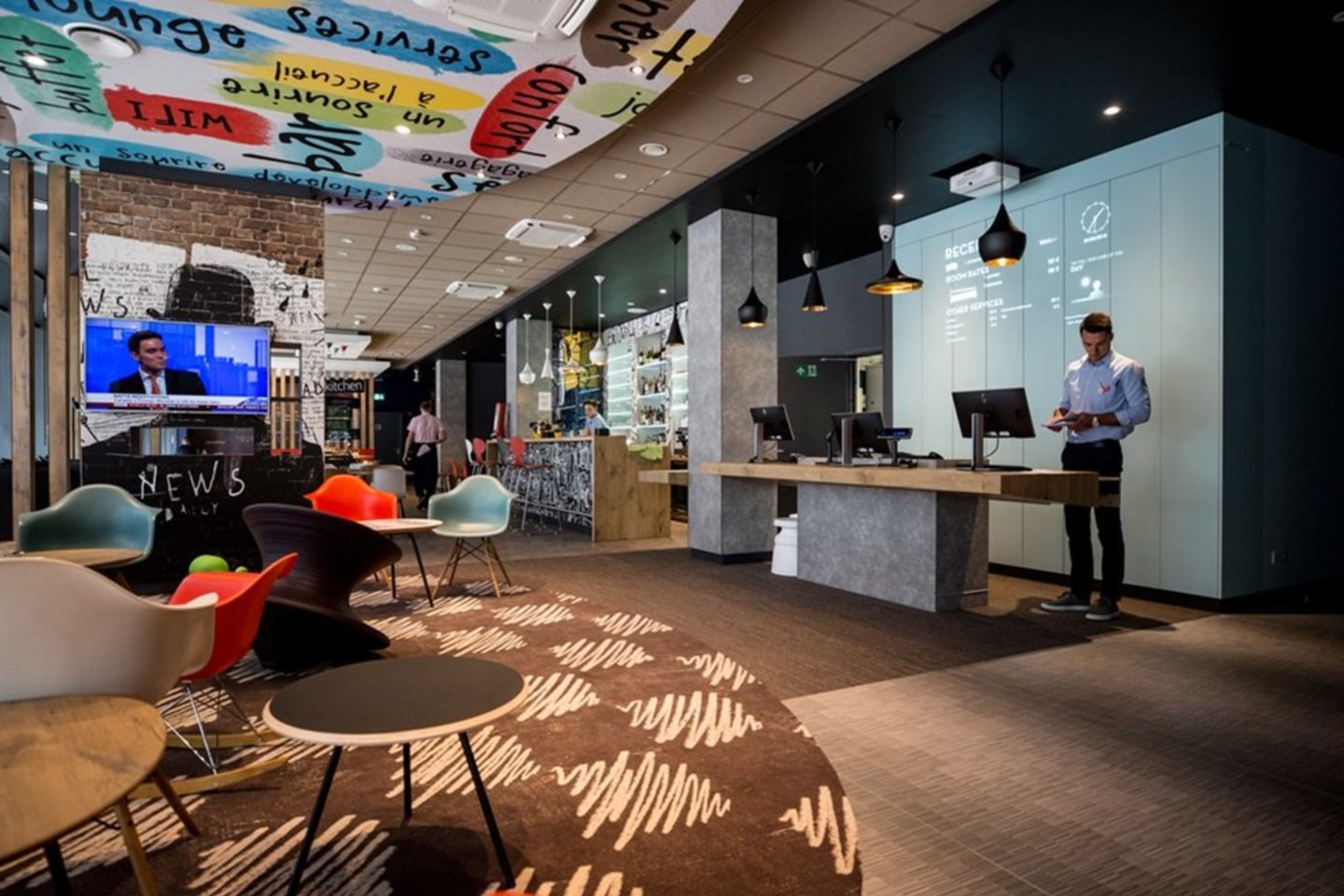 Viešbutis „ibis Vilnius Centre“ siūlo modernią erdvę verslo susitikimams ir renginiams.