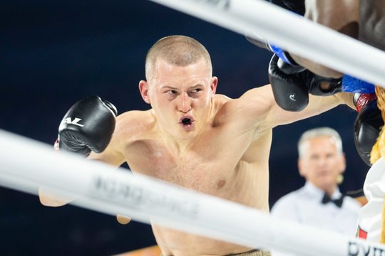 Kaunas skęsta euforijoje: „UTMA 13“ vainikavo E. Stanionio pergalė