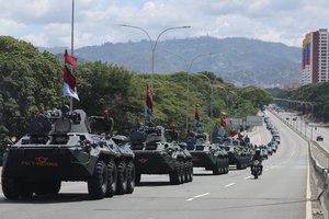 Įtampa su JAV: Venesuela surengė karines pratybas