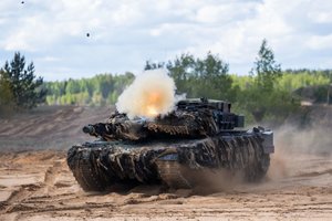 Partijų susitarimas dėl gynybos grįš ant stalo? Į L. Kasčiūno siūlymą sureagavo ir valdantieji