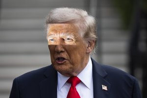 D. Trumpas užsiminė apie „kai ką ypatingo“ Artimųjų Rytų derybose