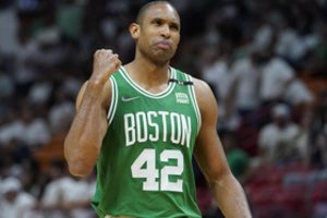 „Warriors“ pasikvietė veteraną ir įteikė ilgalaikį kontraktą