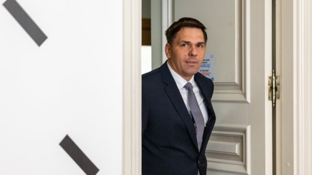 Kritikos sulaukęs I. Adomavičius iš posto trauktis nemato prasmės: tik pradėjau dirbti