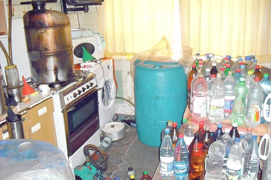 Rusijoje mažiausiai 25 žmonės nusinuodijo pilstuku