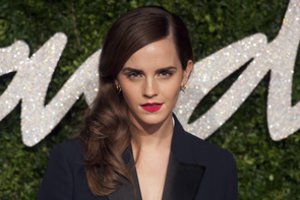 „Hario Poterio“ knygų autorė užsipuolė filmų žvaigždę E. Watson: išvadino neišmanele