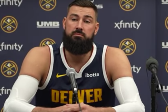 Denverio žurnalistams prisistatęs J. Valančiūnas: „Jei nebūčiau laimingas, nebūčiau čia“