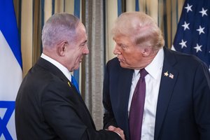 „Istorinė diena“: D. Trumpas ir B. Netanyahu sutarė dėl naujo taikos Gazos Ruože plano