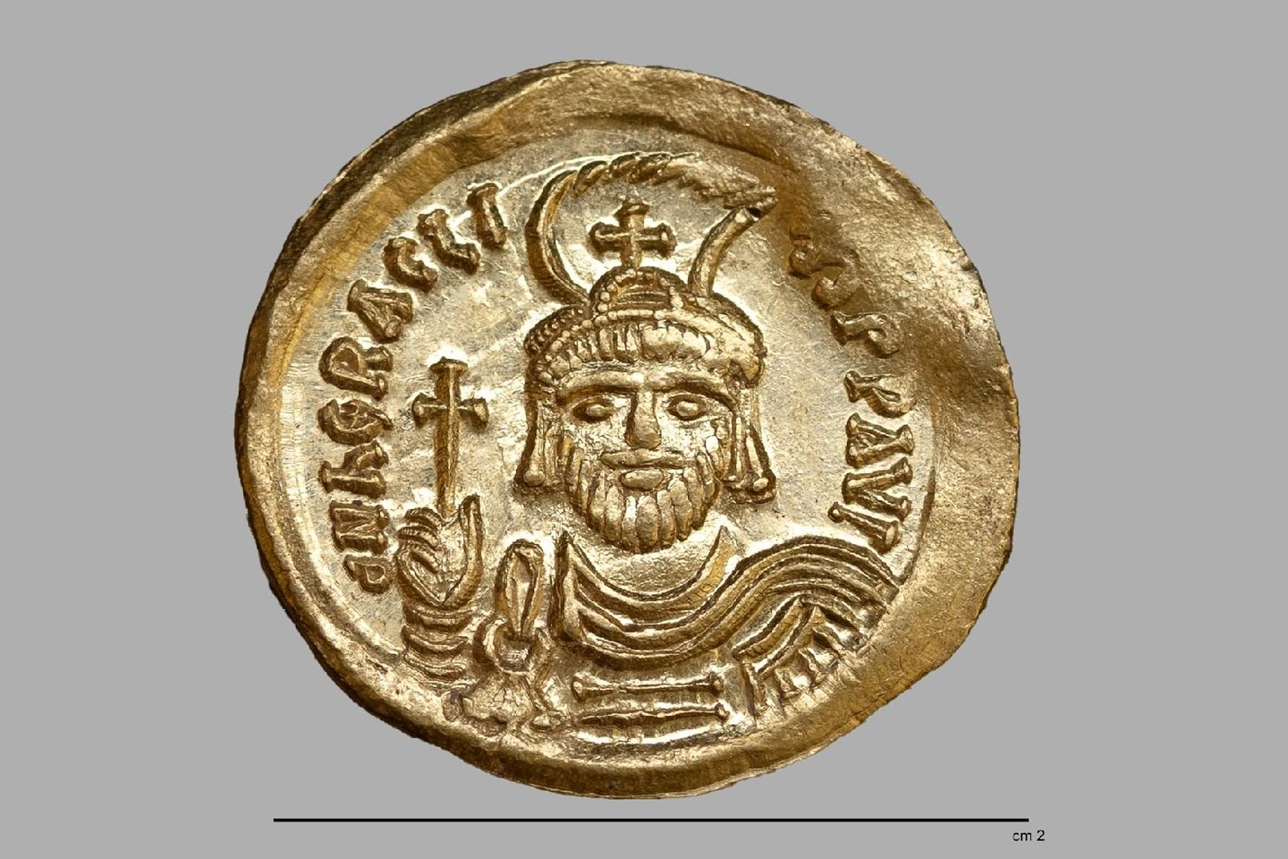 Aukso moneta su imperatoriaus Heraklėjaus atvaizdu.<br> M. Eisenbergo nuotr.