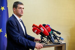 Klausimų dėl I. Adomavičiaus ir streiko sulaukęs R. Žemaitaitis pats atsakė savo klausimų lavina